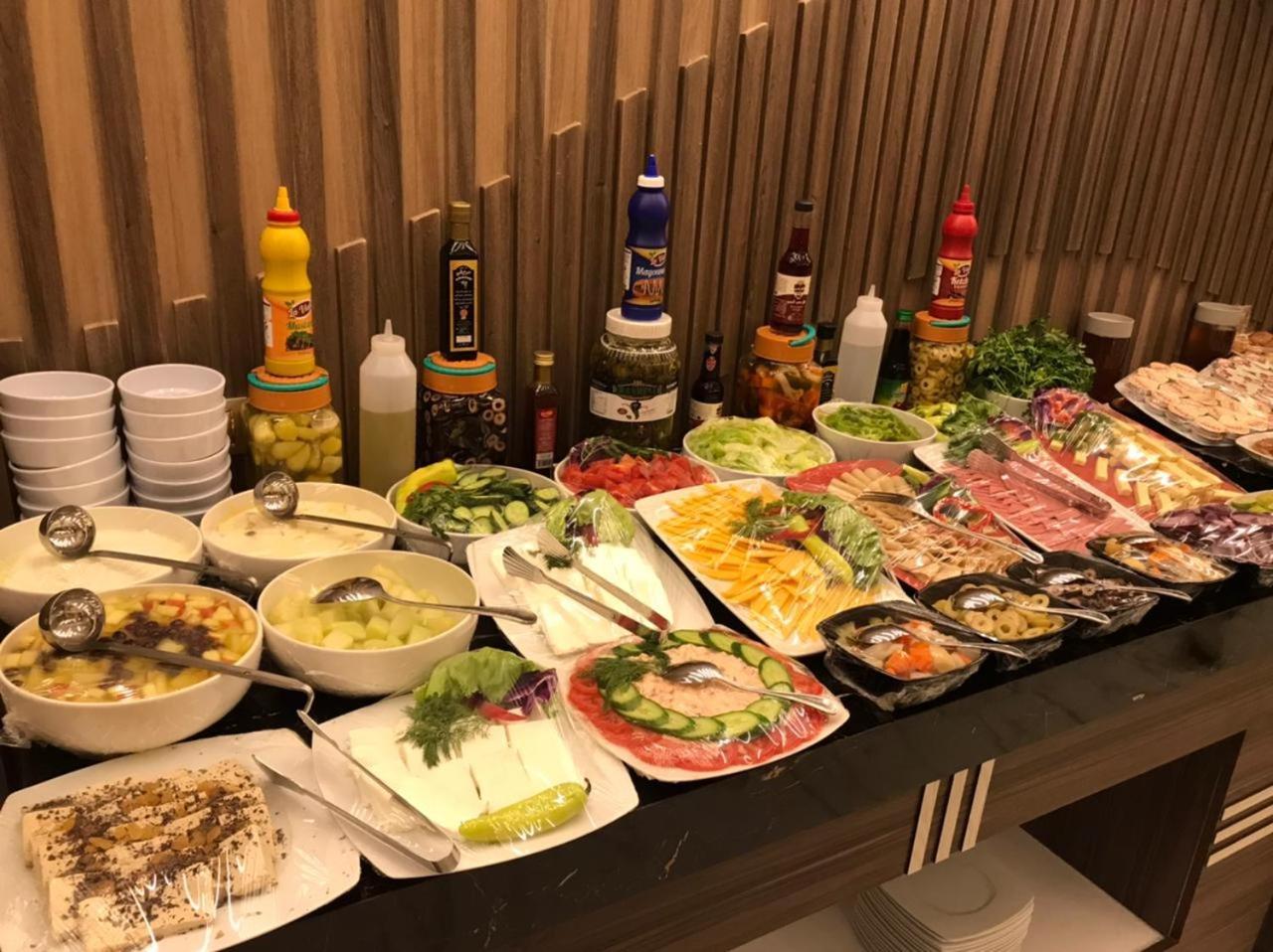 El Mesaadya Hotel Кайро Екстериор снимка