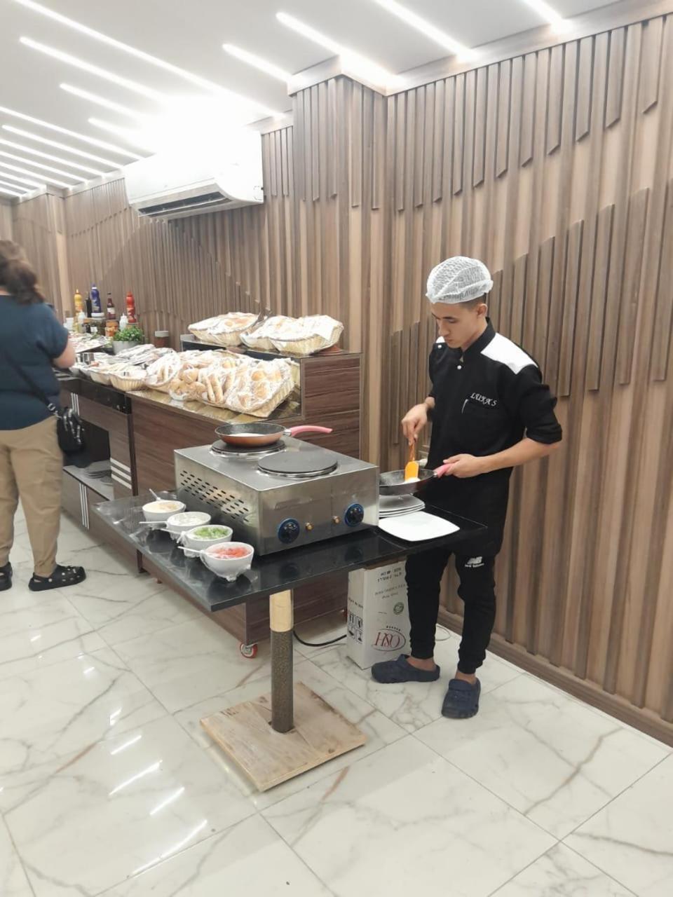El Mesaadya Hotel Кайро Екстериор снимка