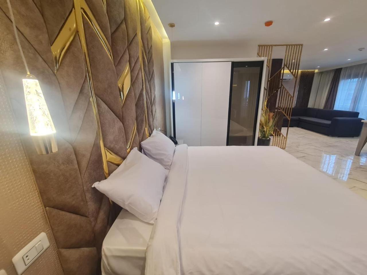 El Mesaadya Hotel Кайро Екстериор снимка